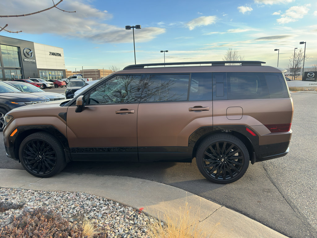 Used 2025 Hyundai Santa Fe Calligraphy image 2