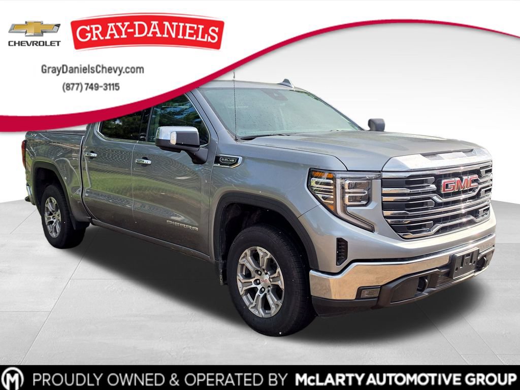 Used 2025 GMC Sierra 1500 SLT AWD/4WD image 1