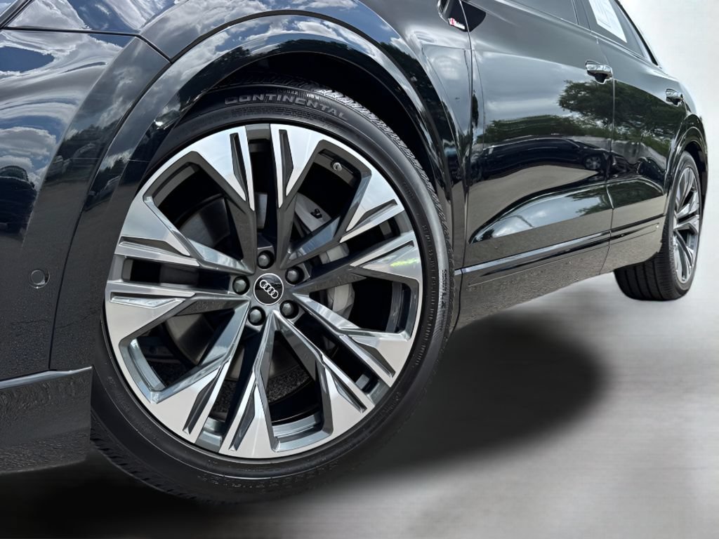 Used 2026 Audi Q8 Premium Plus AWD/4WD image 2