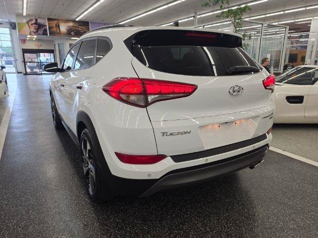 Used 2016 Hyundai Tucson Limited w/ Option Group 03 AWD/4WD image 6