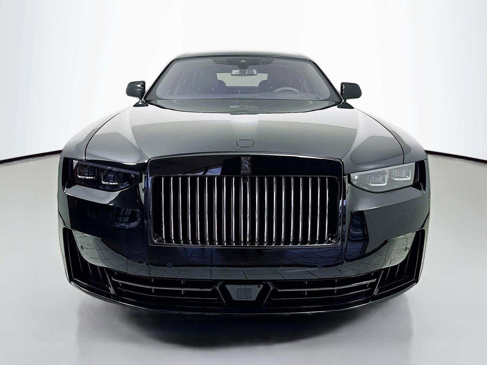 Certified 2025 Rolls-Royce Ghost Black Badge AWD/4WD image 2