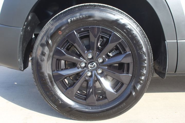 Certified 2025 MAZDA CX-50 AWD 2.5 Hybrid w/ Premium Pkg image 9