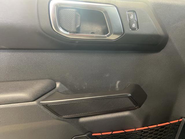 New 2025 Ford Bronco Raptor image 28