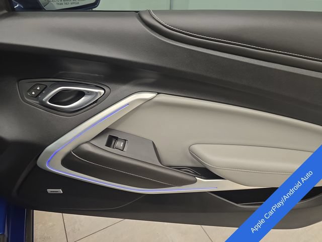 Used 2020 Chevrolet Camaro SS RWD image 12