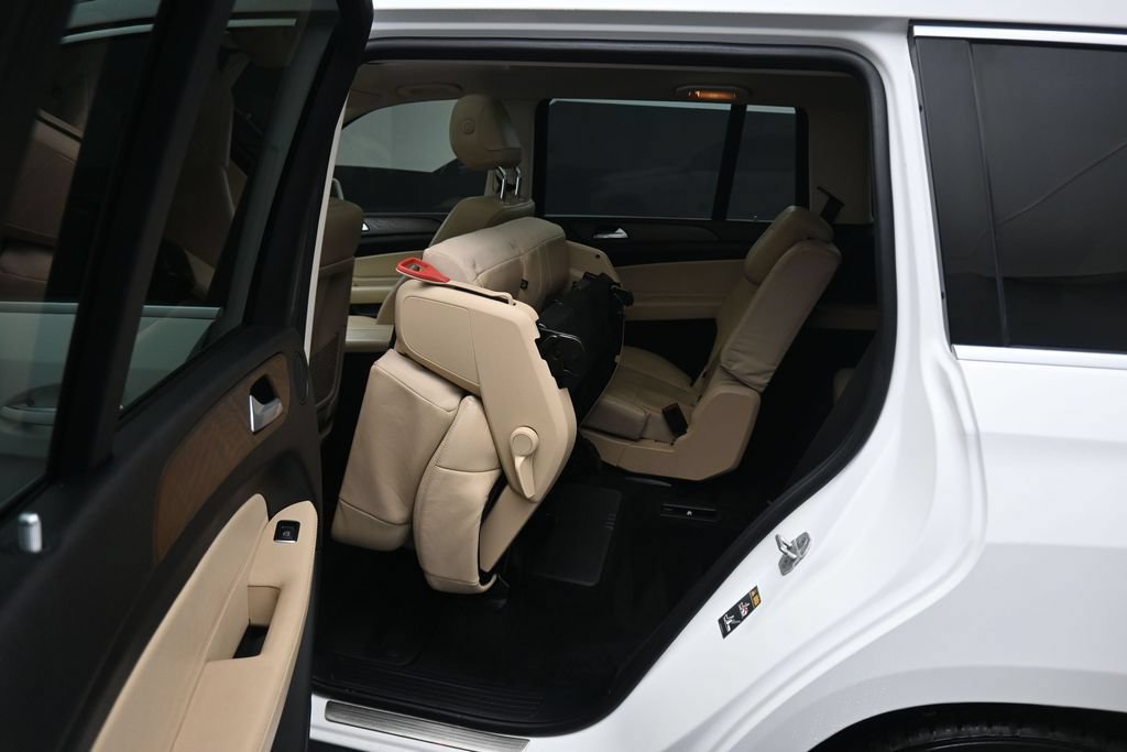 Used 2018 Mercedes-Benz GLS 450 4MATIC image 44