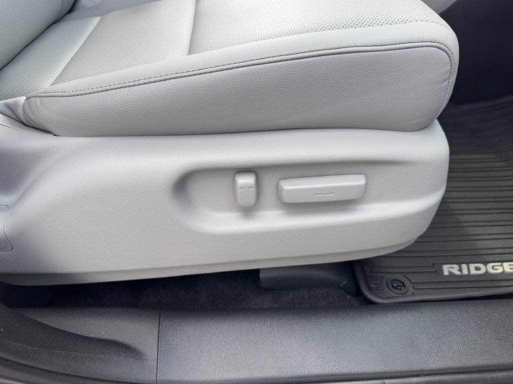 Used 2023 Honda Ridgeline RTL-E image 13