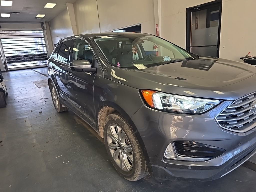 Used 2022 Ford Edge Titanium image 5