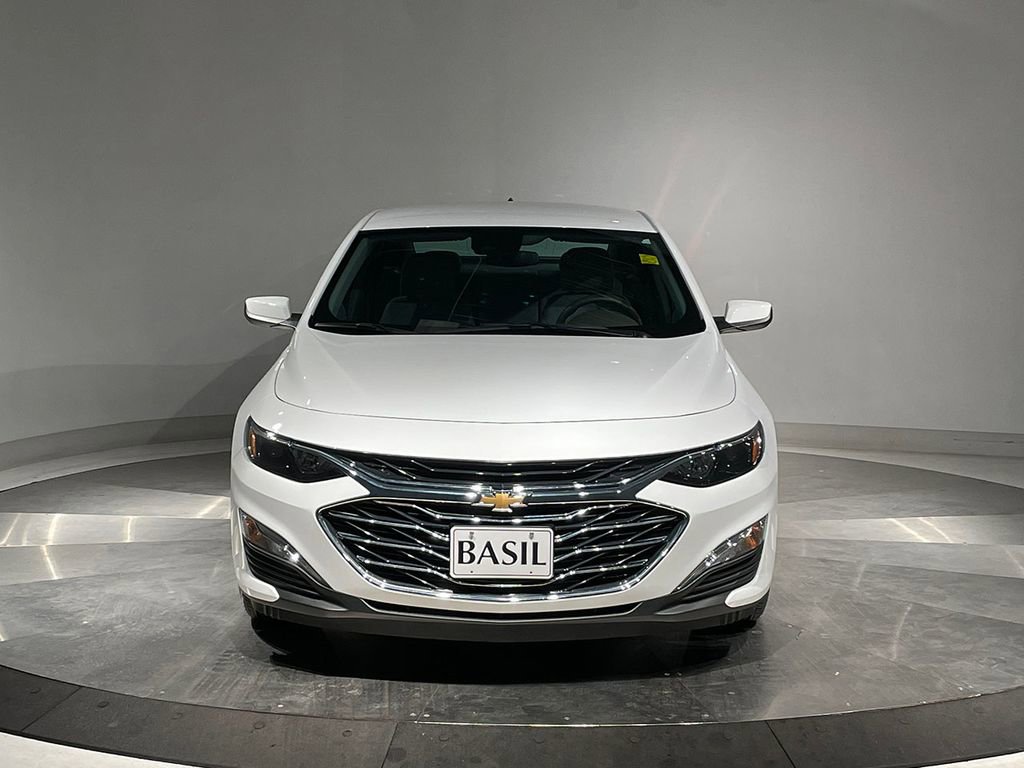 Used 2024 Chevrolet Malibu LS w/ Driver Confidence Package image 9