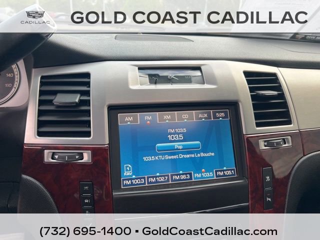 Used 2011 Cadillac Escalade ESV Luxury AWD/4WD image 21