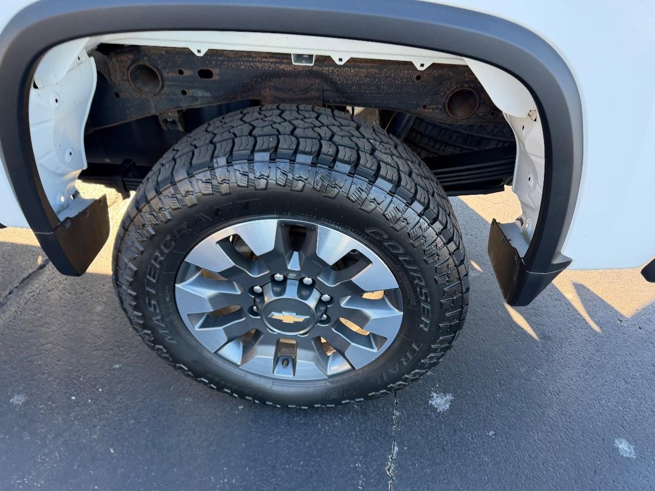 Used 2021 Chevrolet Silverado 2500 Custom w/ Custom Value Package image 7