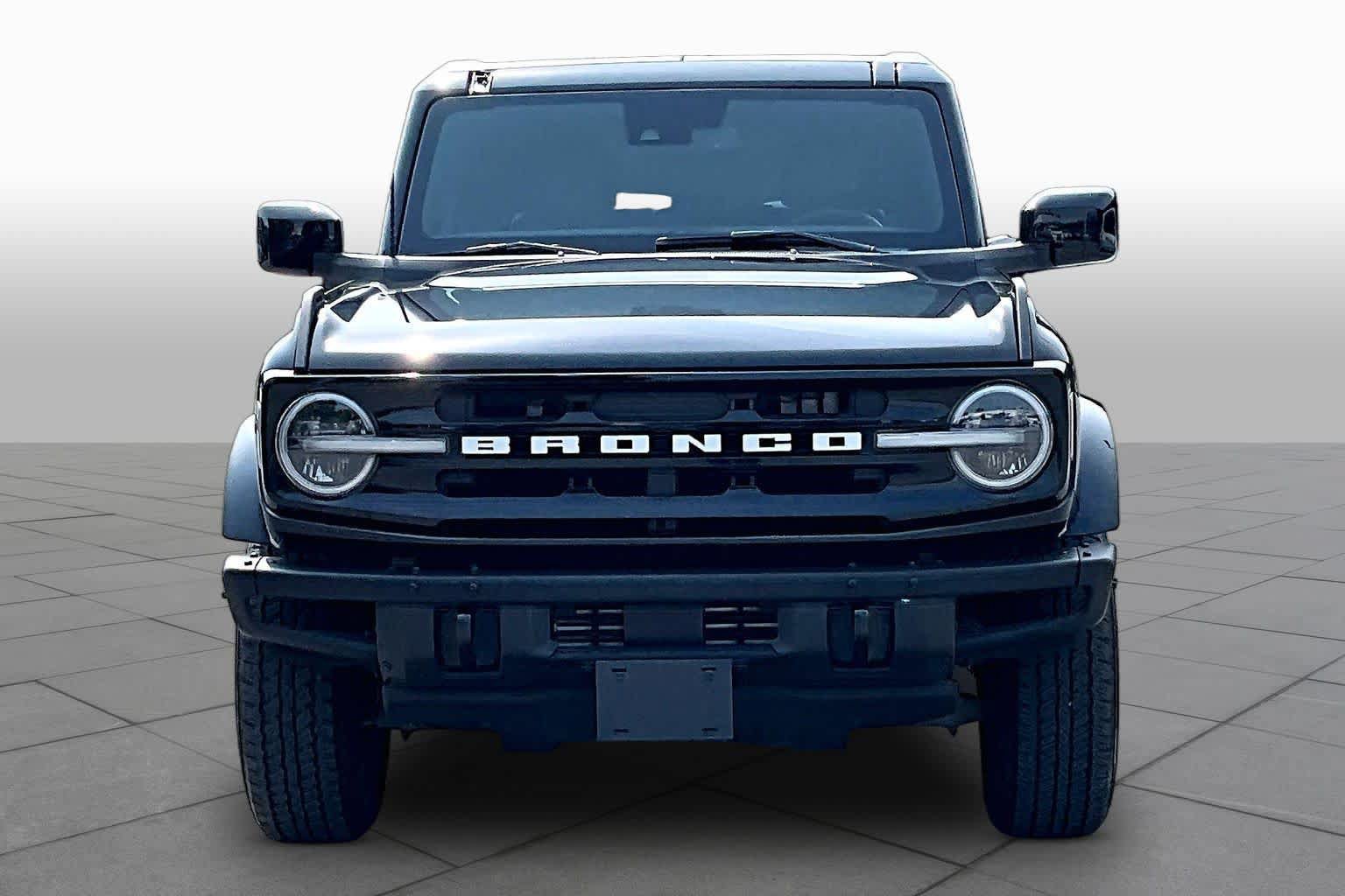 Used 2024 Ford Bronco Outer Banks AWD/4WD image 4