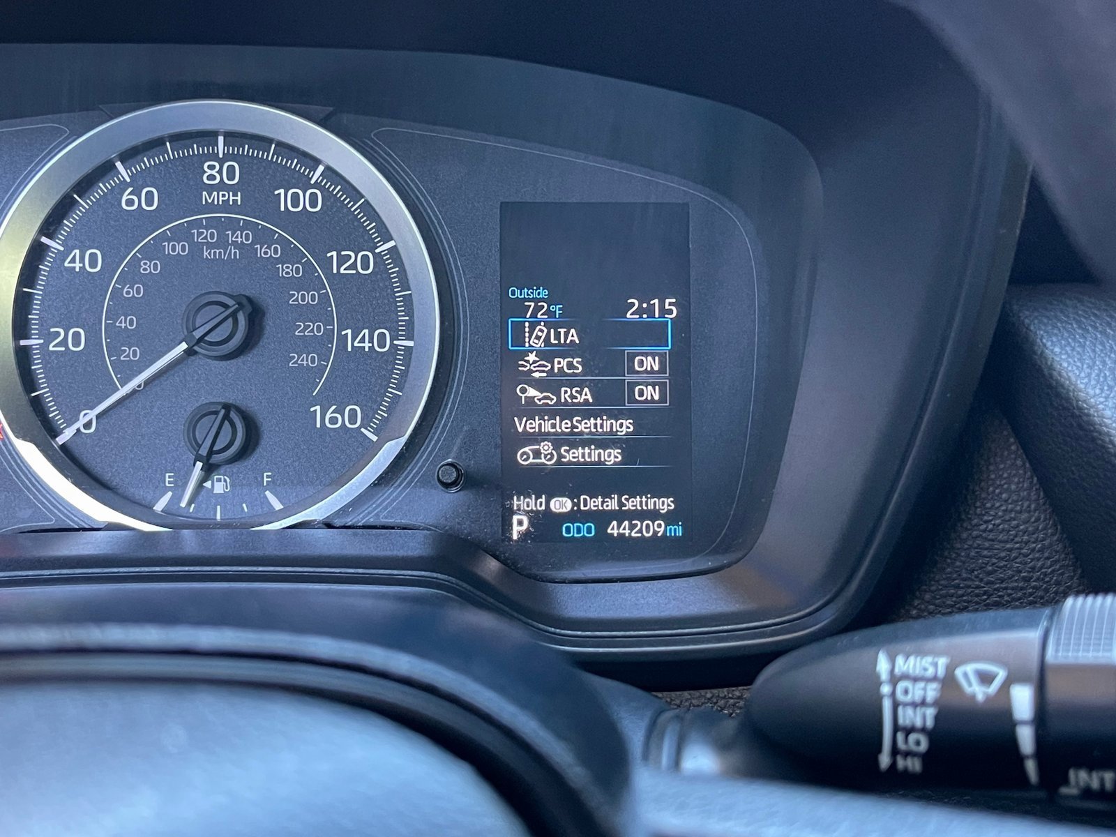 Used 2020 Toyota Corolla LE w/ Carpet Mat Package (TMS) image 34