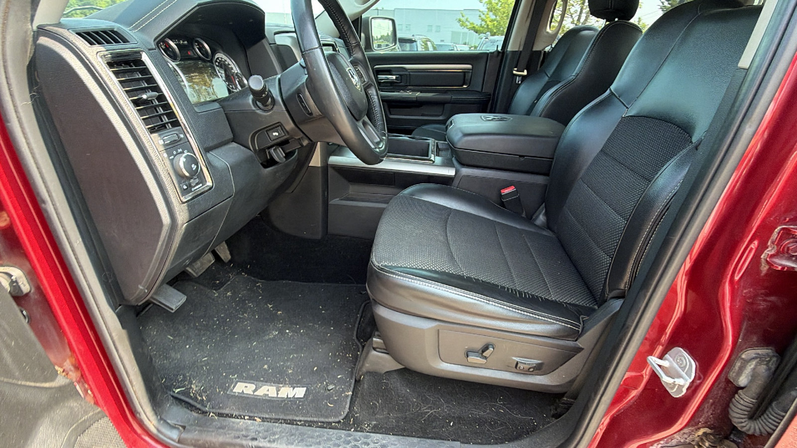Used 2014 RAM 1500 Sport w/ Convenience Group AWD/4WD image 16