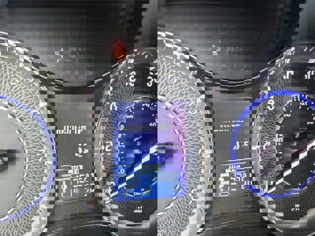 Used 2011 INFINITI QX56 7-Passenger w/ Deluxe Touring Pkg image 12