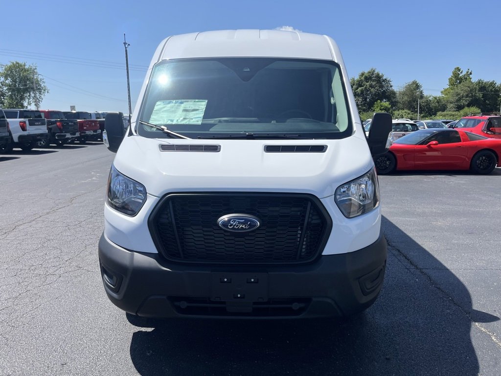 New 2025 Ford Transit 250 148 Medium Roof w/ Load Area Protection Package image 5