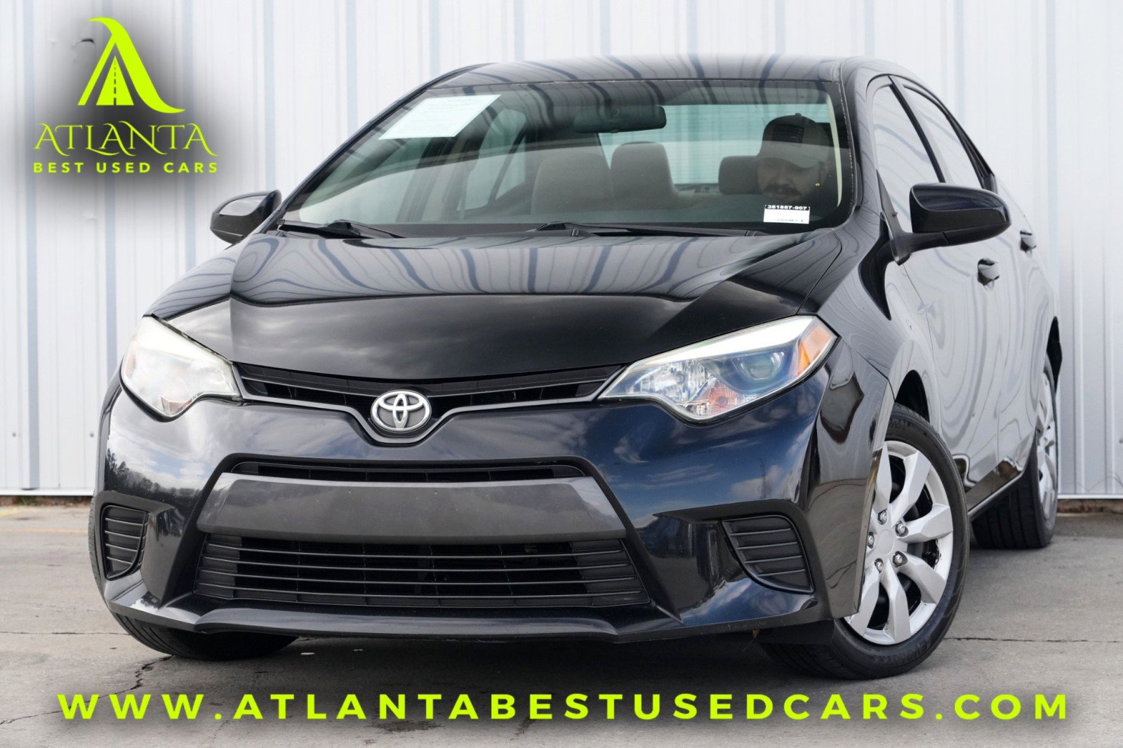 Used 2016 Toyota Corolla LE image 1