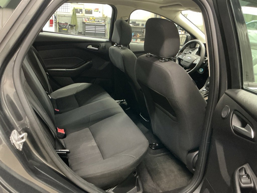 Used 2017 Ford Focus SEL image 24