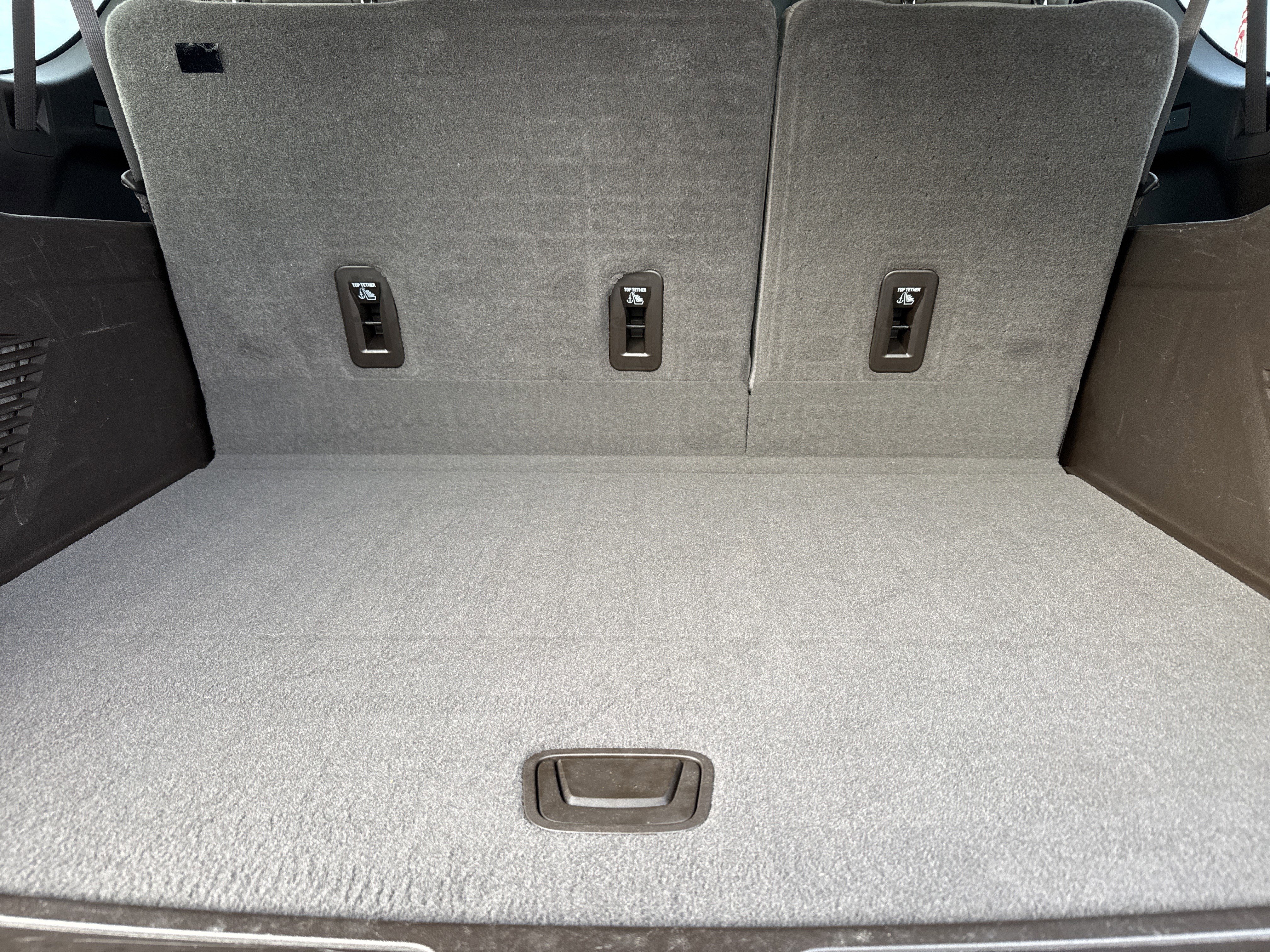 Used 2024 GMC Yukon XL SLT w/ SLT Luxury Package image 38