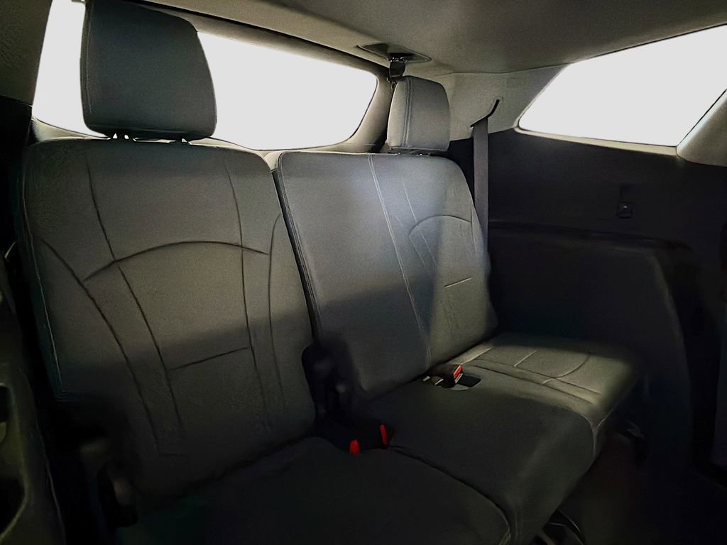 Used 2019 Buick Enclave Essence image 28