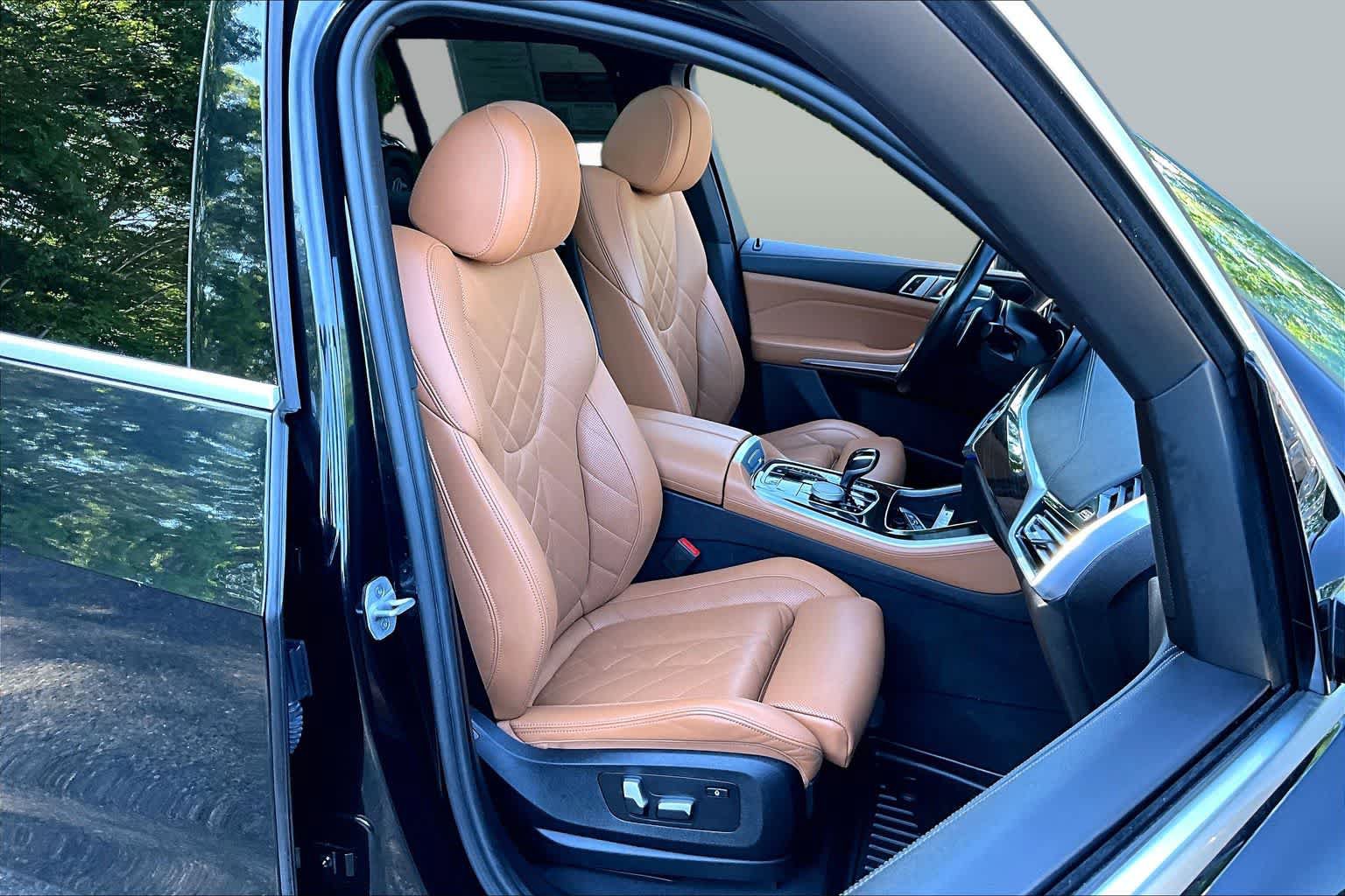 Used 2023 BMW X5 xDrive40i w/ Premium Package AWD/4WD image 8