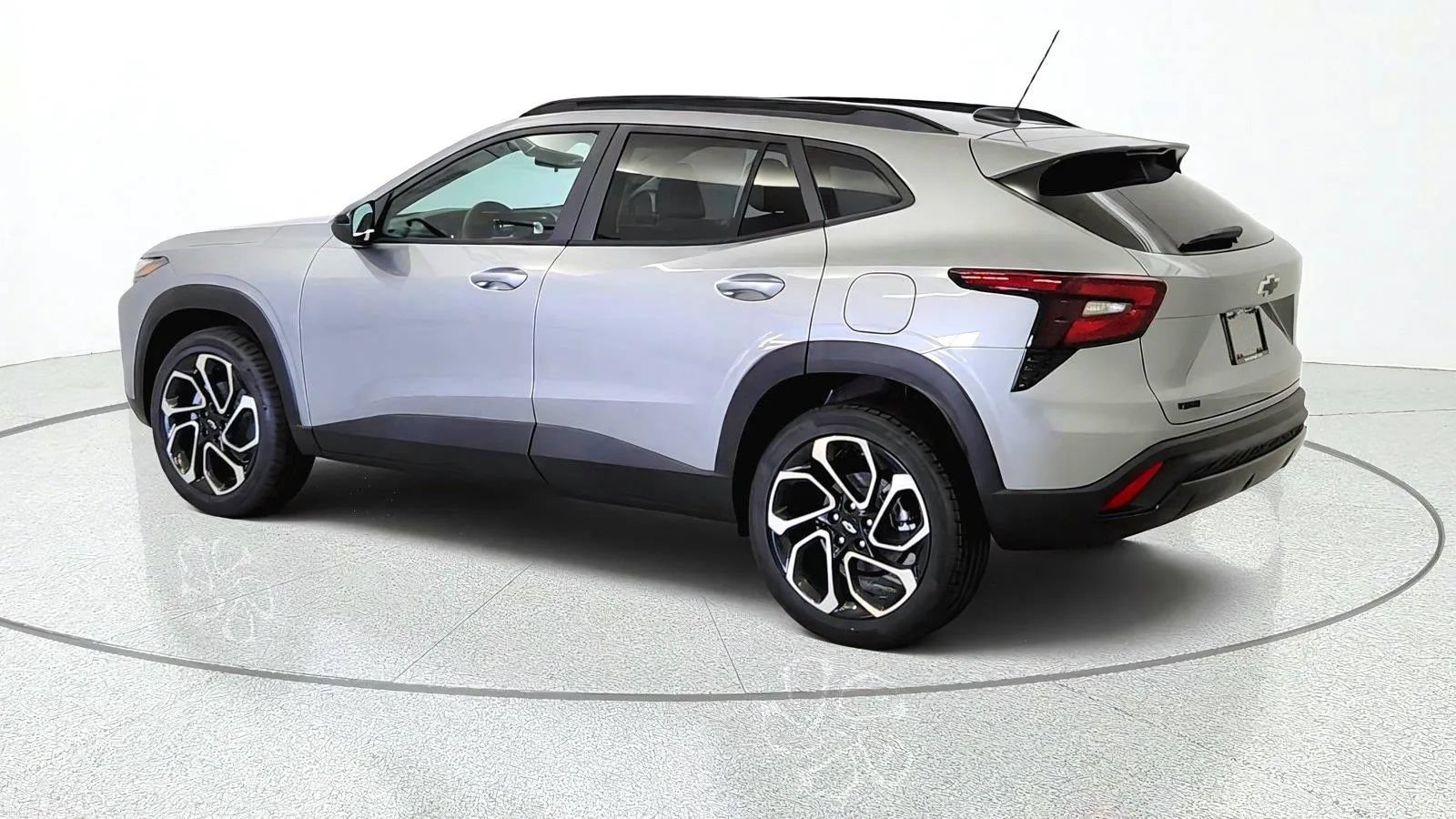 New 2026 Chevrolet Trax RS w/ Driver Confidence Package FWD image 6
