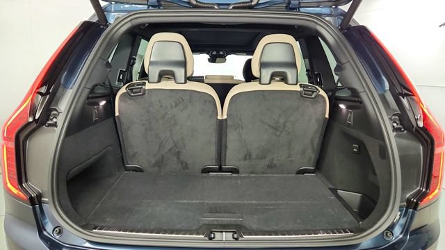 New 2026 Volvo XC90 B5 Core w/ Protection Package Premier AWD/4WD image 39