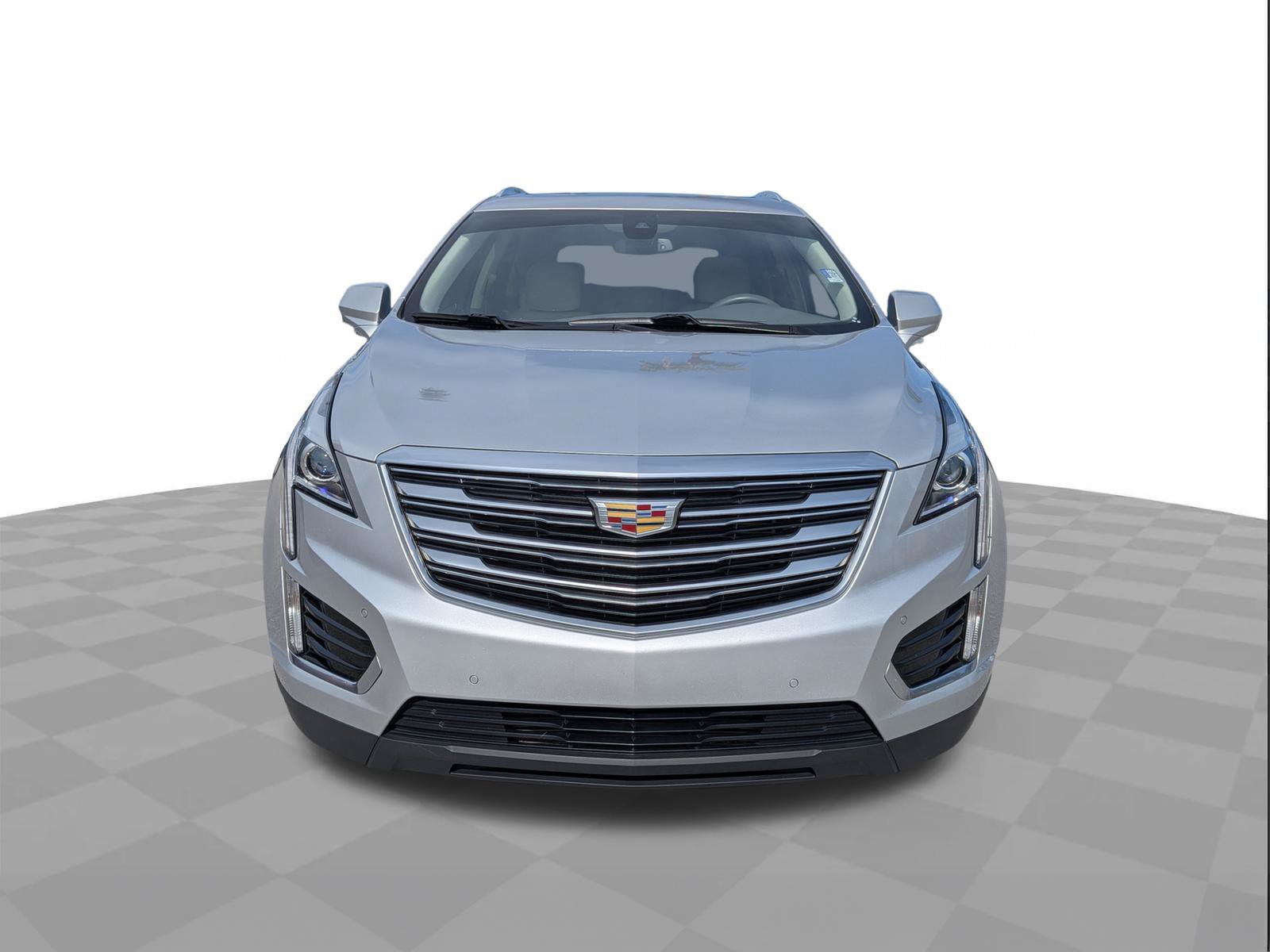 Certified 2018 Cadillac XT5 Luxury w/ Driver Awareness Package FWD image 9