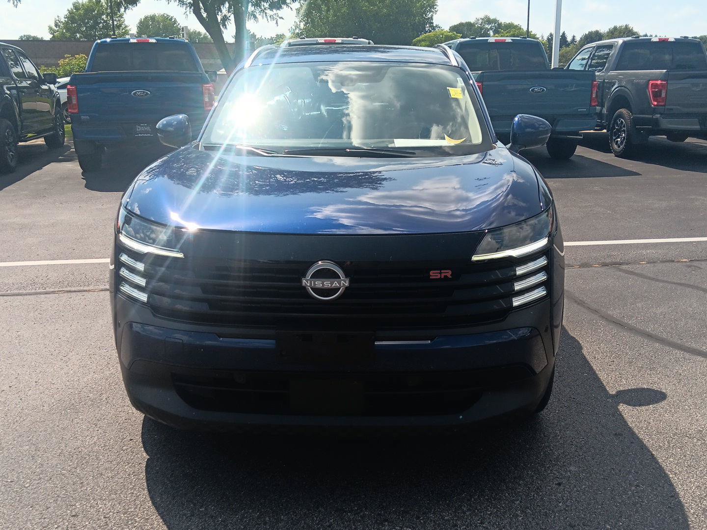 Used 2025 Nissan Kicks SR FWD image 13