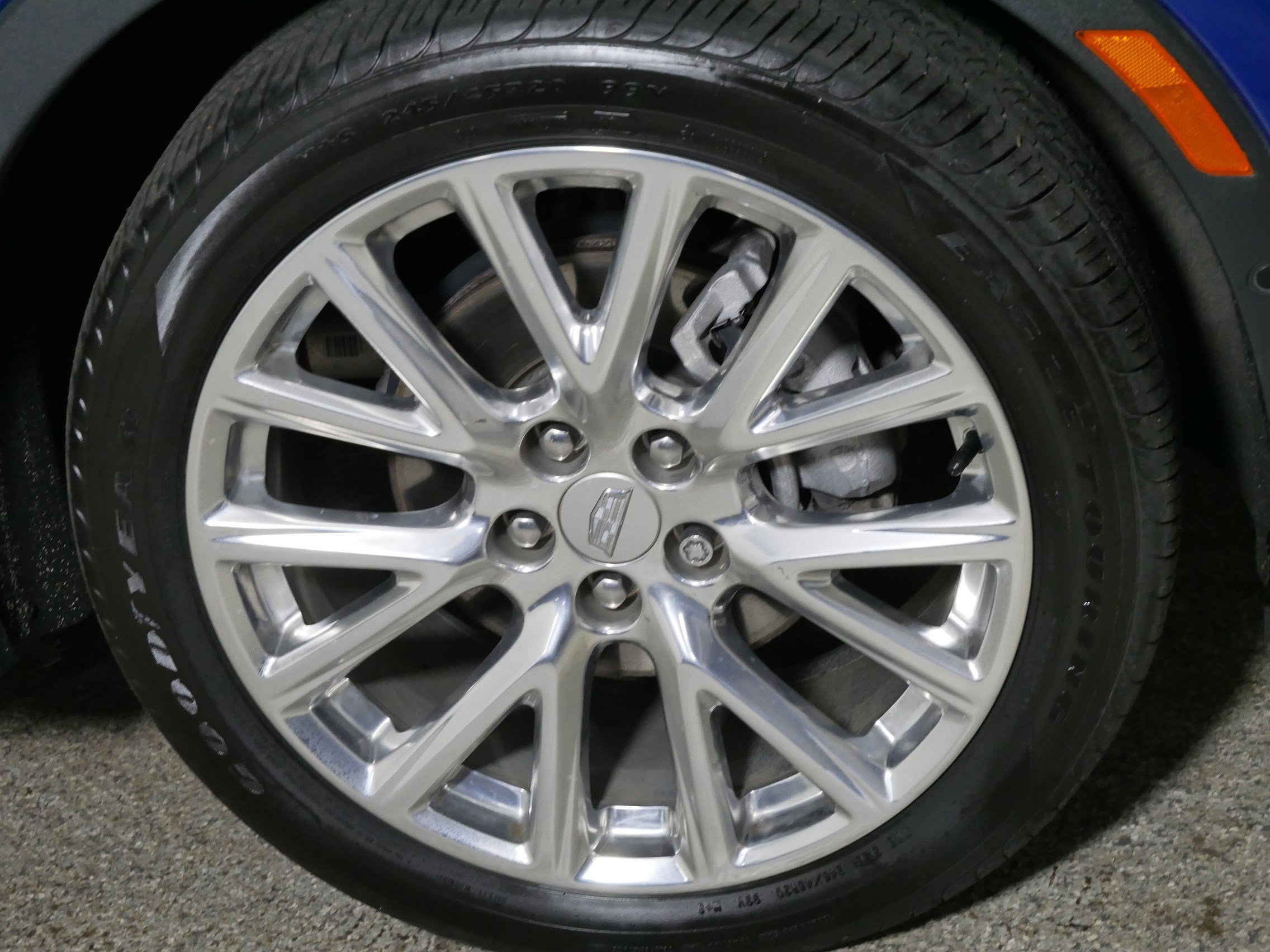 Used 2021 Cadillac XT4 Premium Luxury image 15