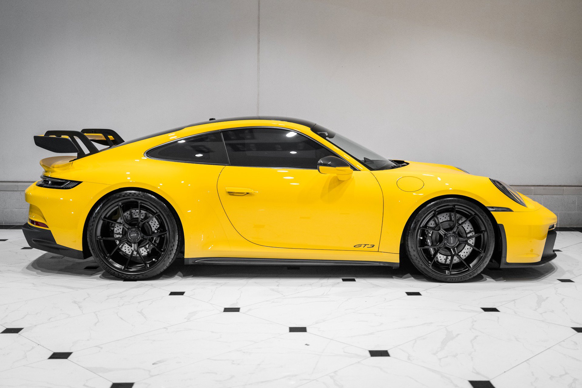 Used 2022 Porsche 911 GT3 image 6