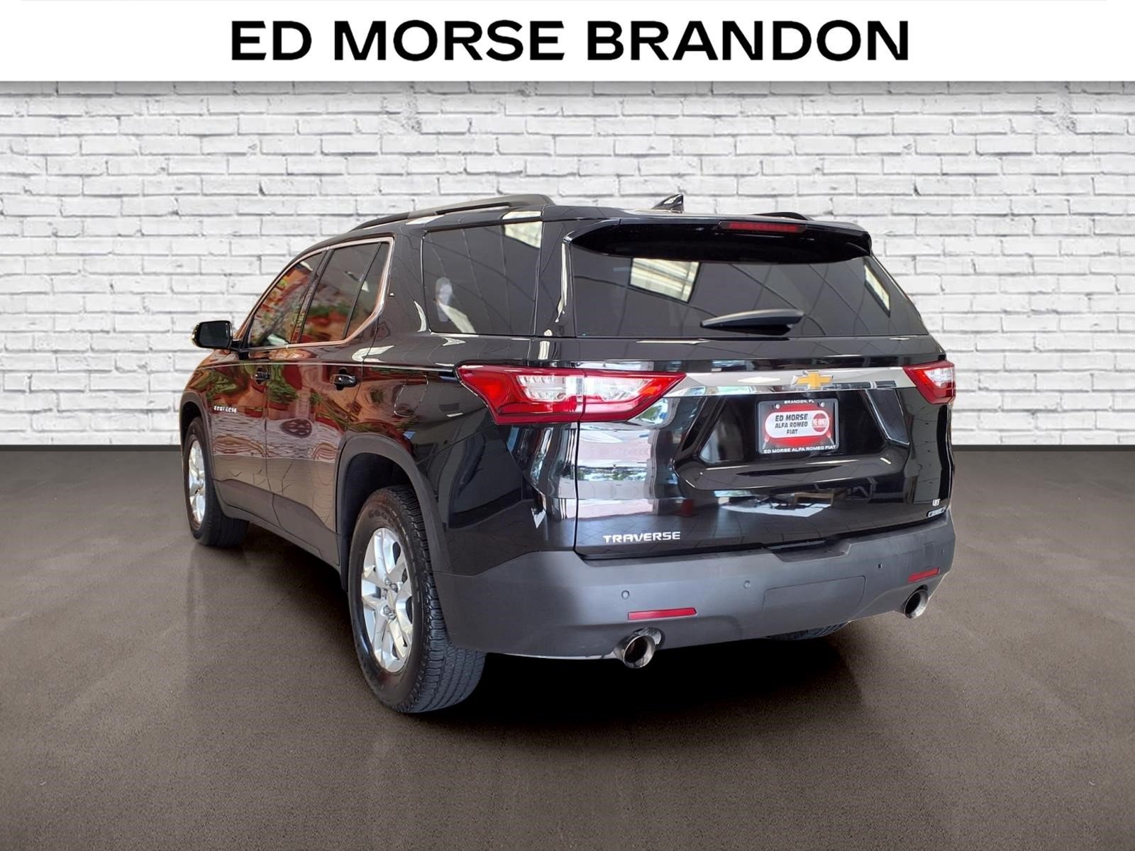 Used 2019 Chevrolet Traverse LT FWD image 3