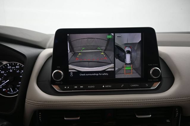 Used 2023 Nissan Rogue SL FWD image 11