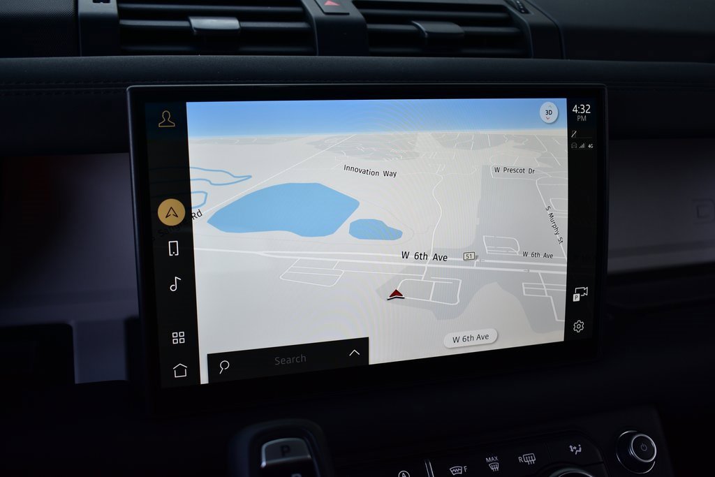 Used 2025 Land Rover Defender 110 S image 50