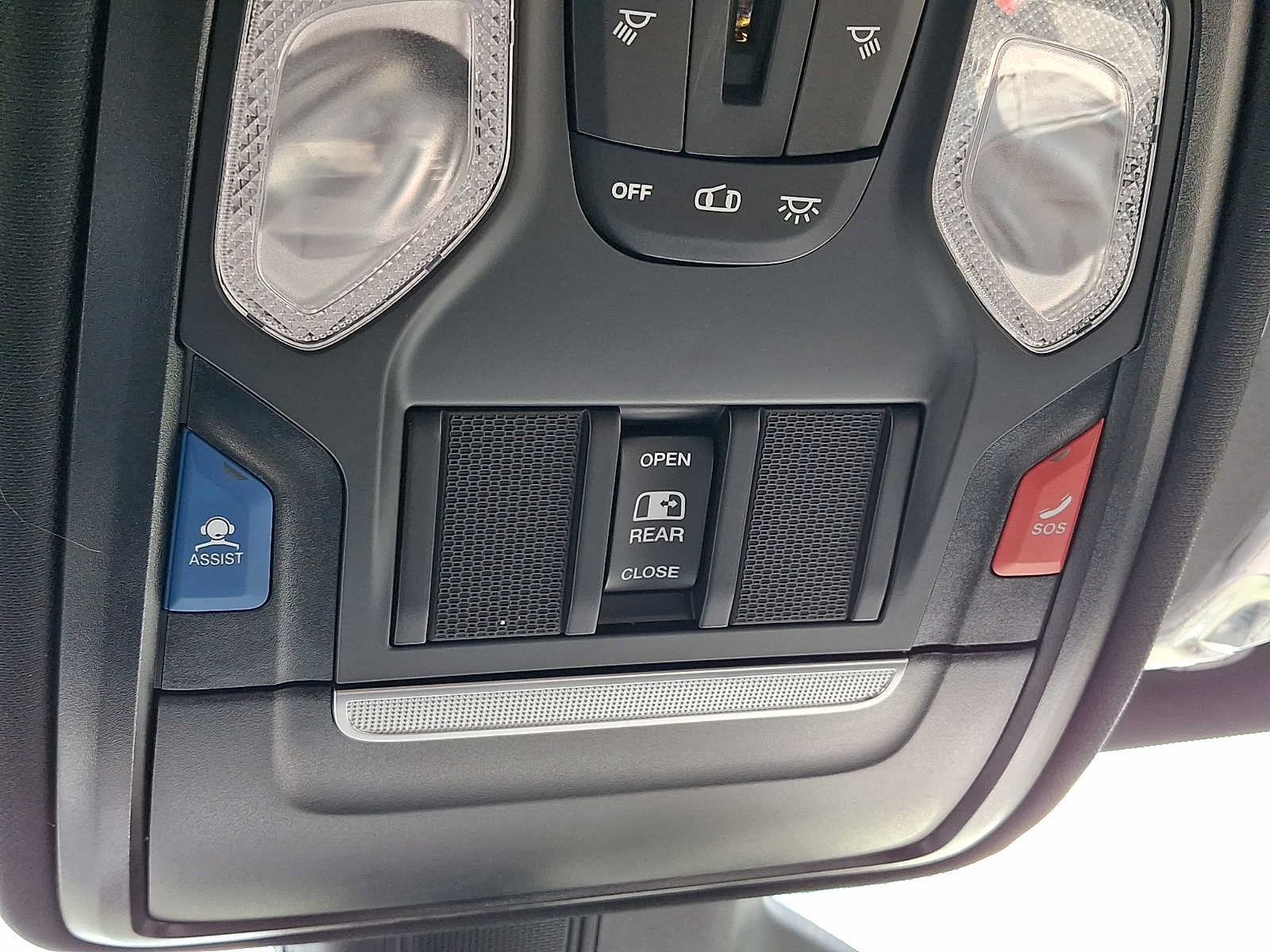 New 2026 RAM 1500 Warlock AWD/4WD image 18