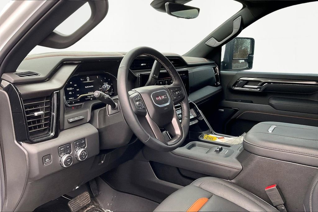 Used 2025 GMC Sierra 3500 AT4 w/ AT4 Premium Plus Package image 20