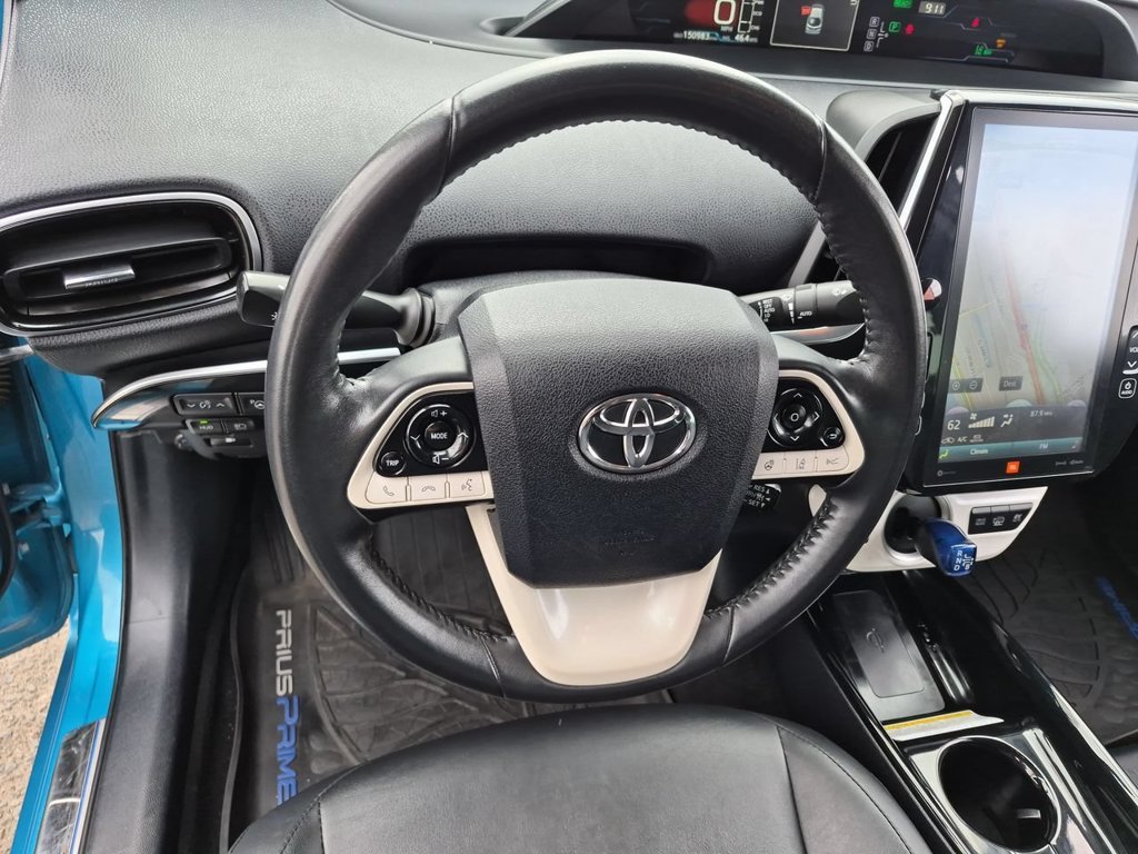 Used 2017 Toyota Prius Prime Advanced w/ Carpet Mat Package FWD image 11