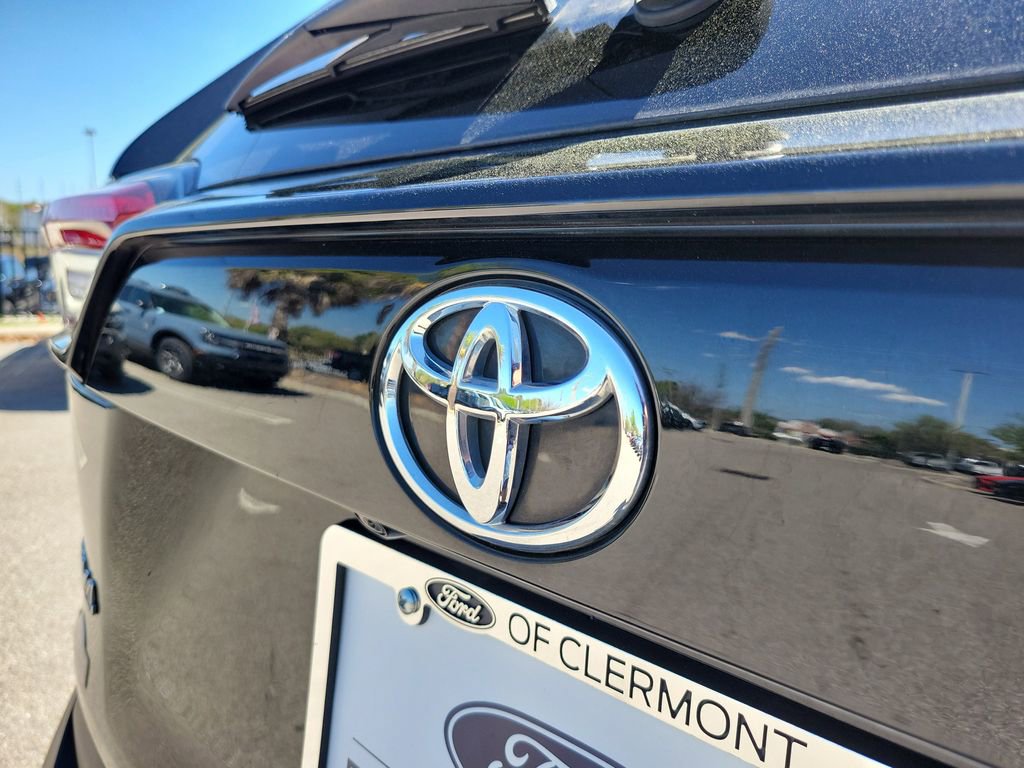 Used 2023 Toyota RAV4 XLE w/ Convenience Package image 8