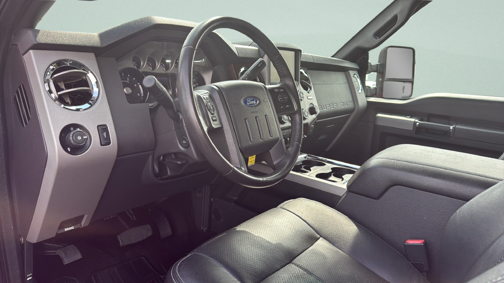 Used 2016 Ford F250 Lariat w/ Lariat Ultimate Package AWD/4WD image 20