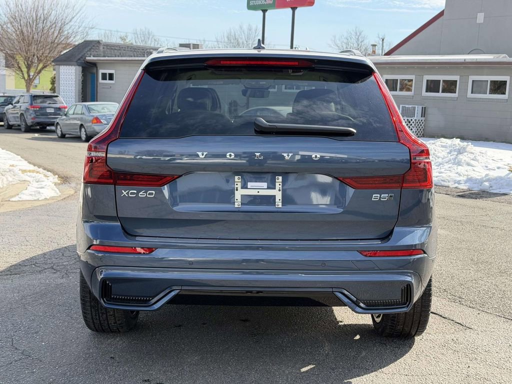 New 2026 Volvo XC60 B5 Ultra w/ Protection Package Premier image 20