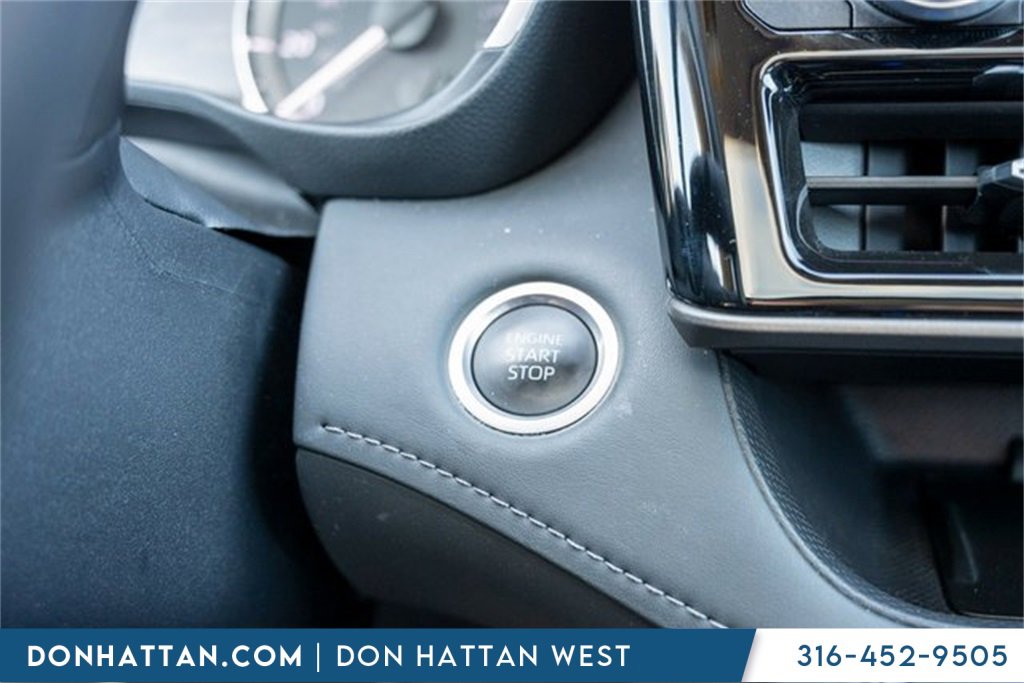 Used 2024 Toyota Highlander XLE image 13