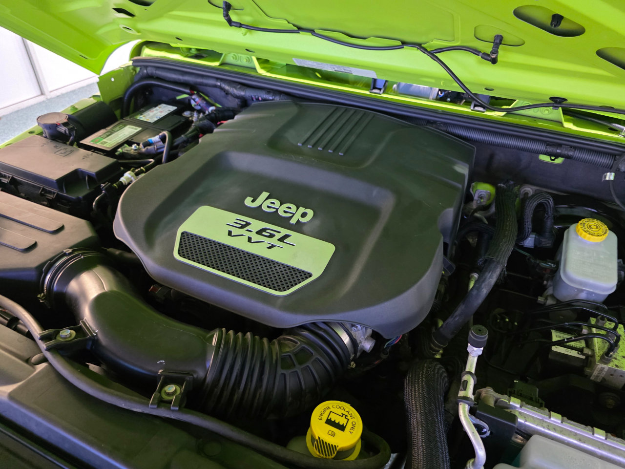 Used 2013 Jeep Wrangler Unlimited Sport image 38