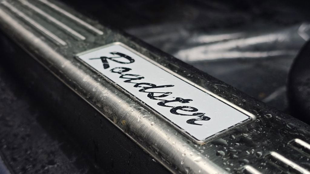 Used 2007 MAZDA MX-5 Miata Grand Touring w/ Premium Pkg image 23