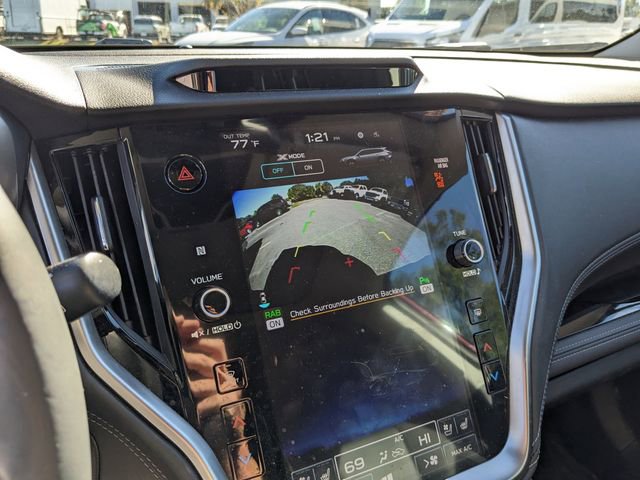 Used 2025 Subaru Outback Touring XT image 21