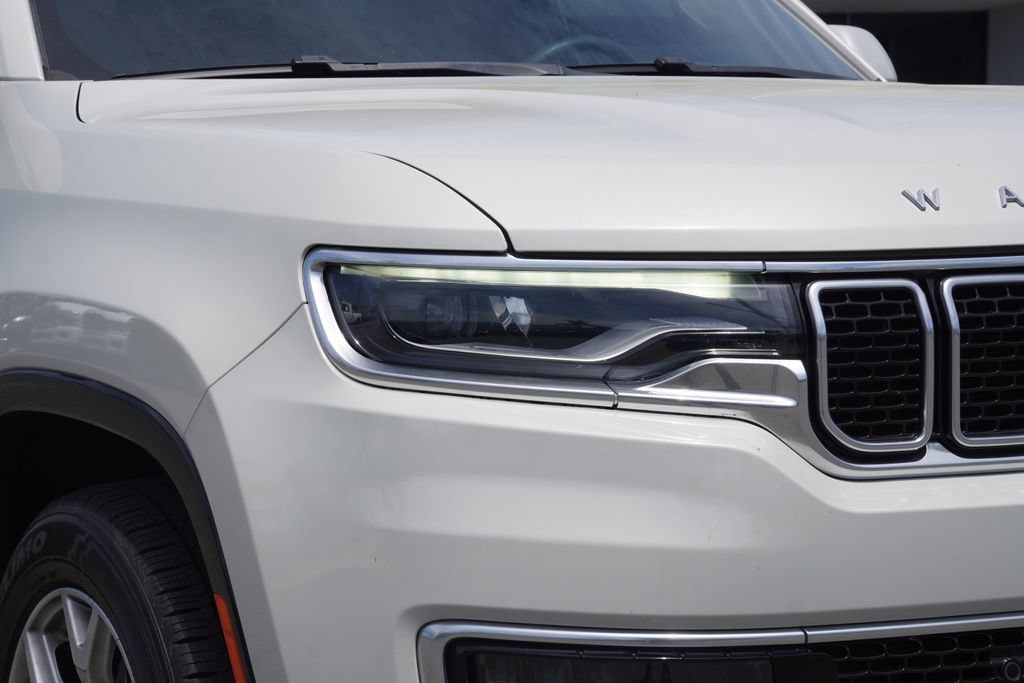 Certified 2022 Jeep Wagoneer Series II RWD image 11