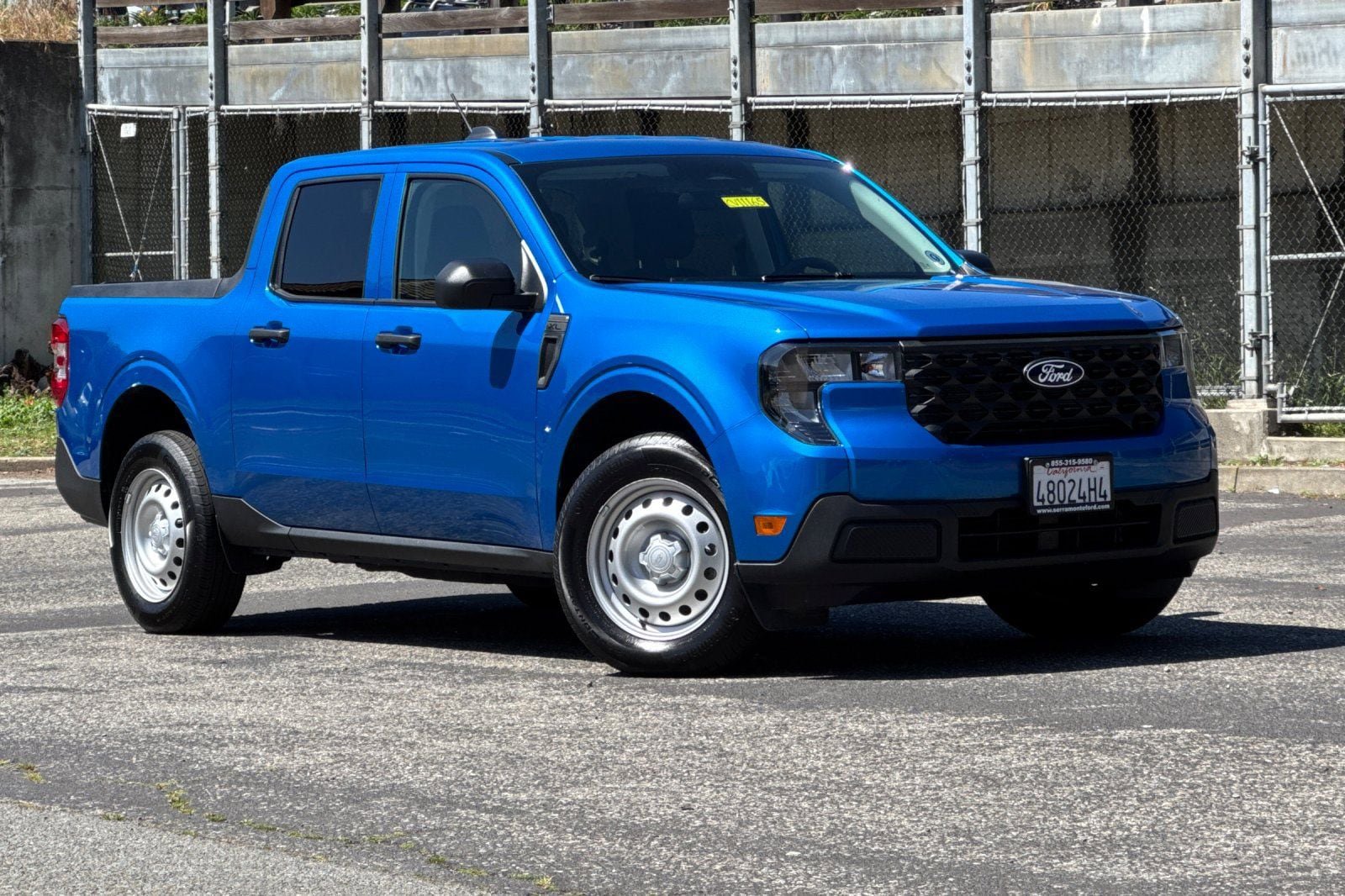 Used 2025 Ford Maverick XL FWD image 2