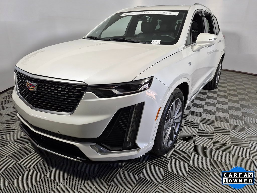 Certified 2025 Cadillac XT6 Premium Luxury image 3