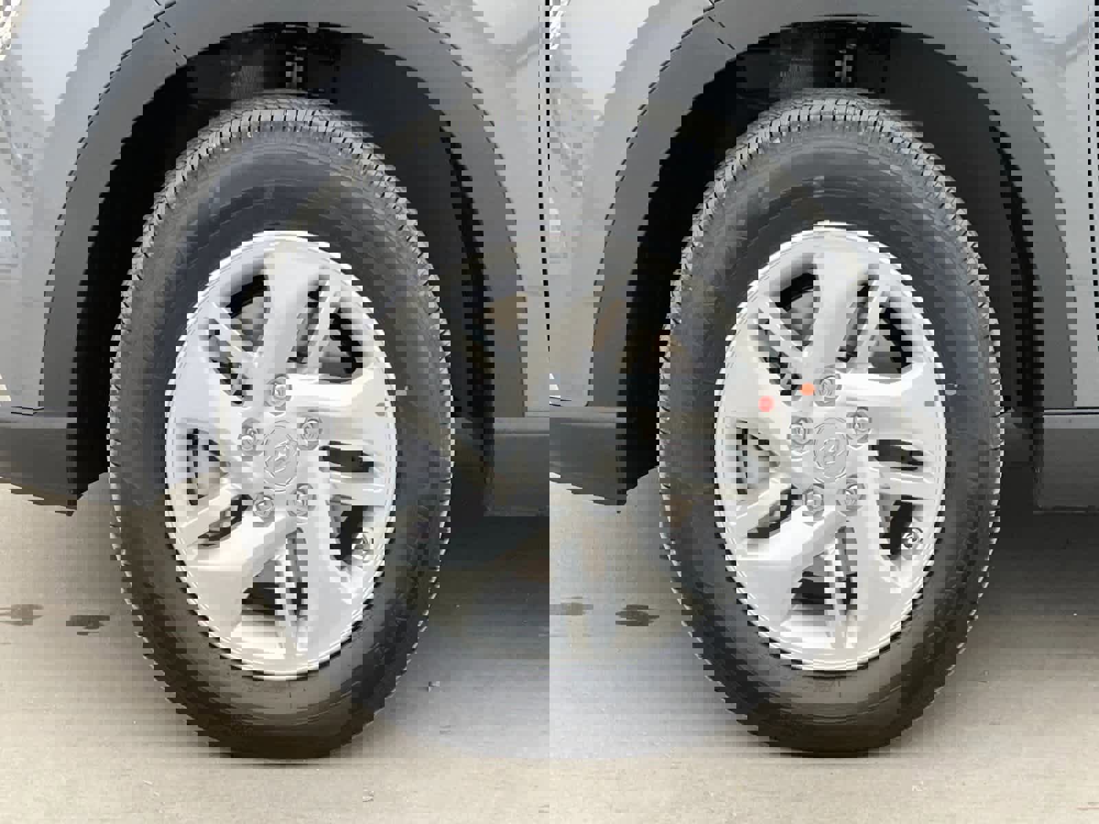 New 2026 Hyundai Venue SE image 24