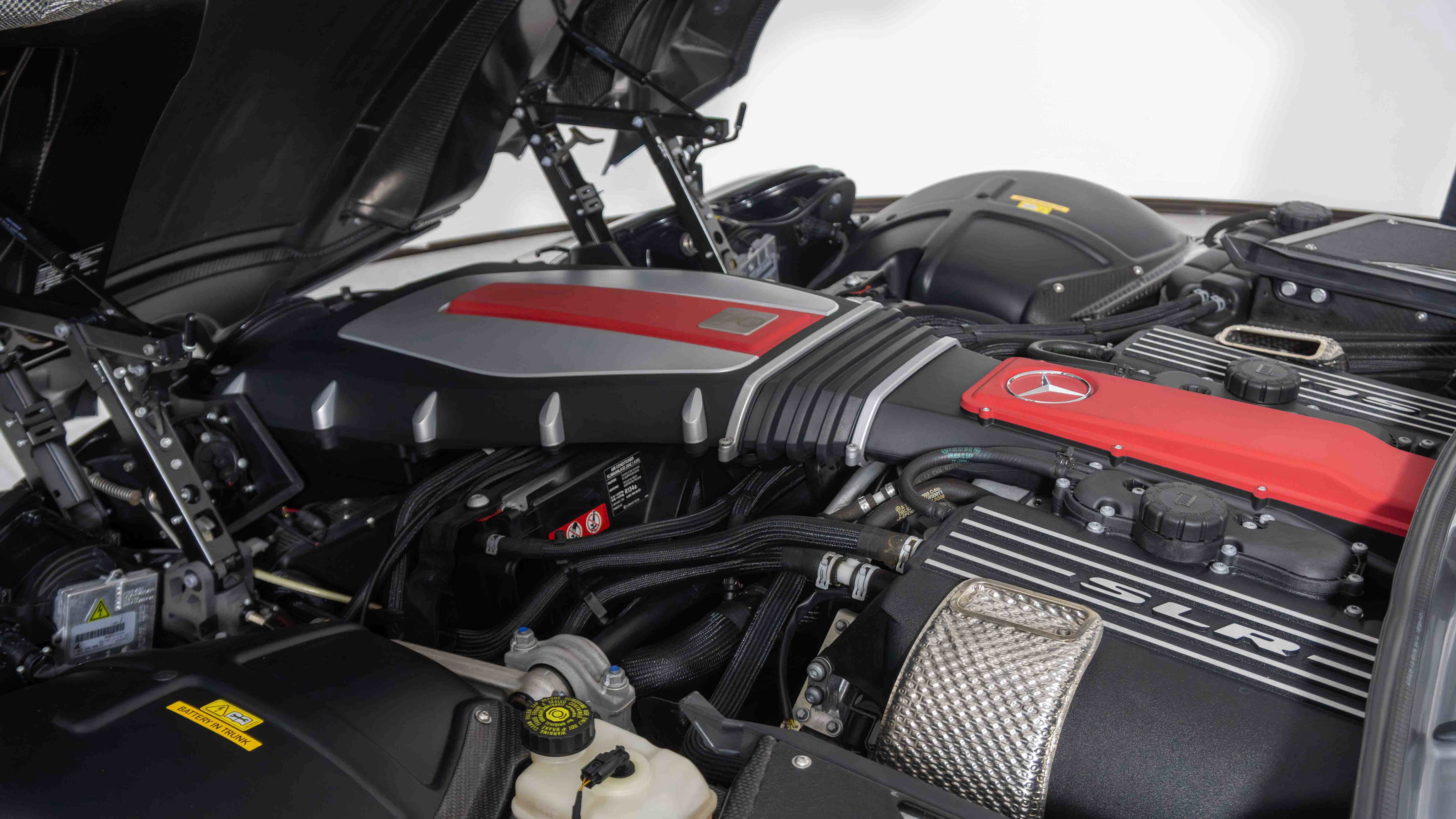 Used 2009 Mercedes-Benz SLR image 55