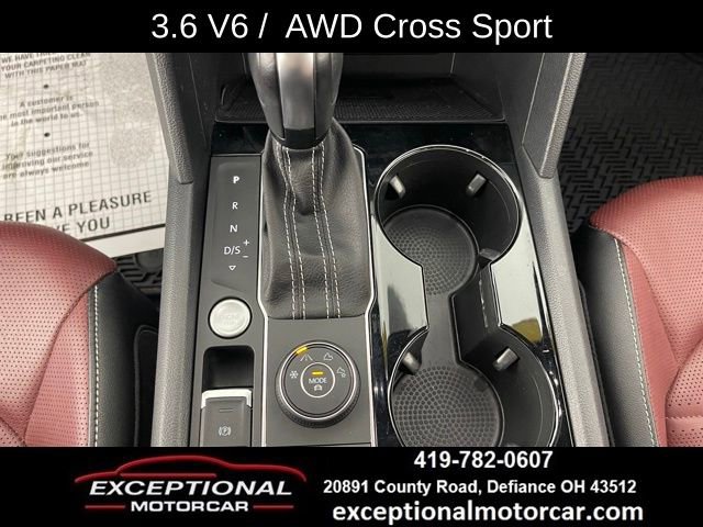 Used 2022 Volkswagen Atlas Cross Sport SEL Premium R-Line image 43