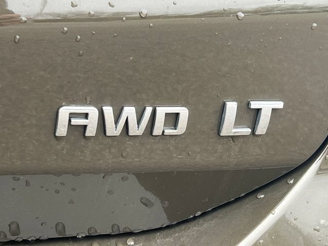 Used 2024 Chevrolet Equinox LT w/ LPO, Floor Liner Package AWD/4WD image 2